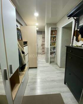 2-к квартира, вторичка, 54м2, 1/9 этаж