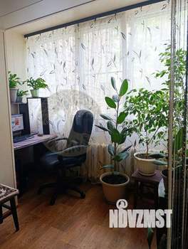 2-к квартира, вторичка, 64м2, 1/10 этаж