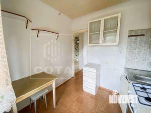 2-к квартира, вторичка, 42м2, 4/5 этаж