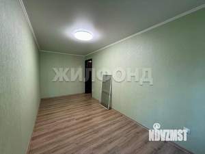 2-к квартира, вторичка, 42м2, 1/5 этаж
