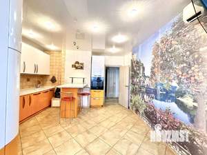 3-к квартира, вторичка, 103м2, 4/16 этаж