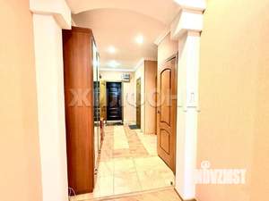 3-к квартира, вторичка, 104м2, 2/4 этаж