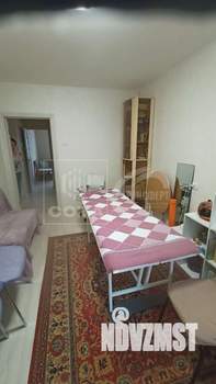 2-к квартира, вторичка, 53м2, 1/9 этаж