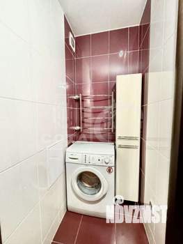 2-к квартира, вторичка, 65м2, 2/17 этаж