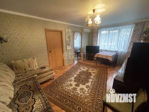 4-к квартира, вторичка, 63м2, 3/5 этаж
