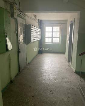 1-к квартира, вторичка, 27м2, 1/9 этаж