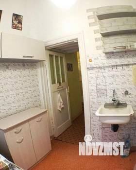 2-к квартира, вторичка, 43м2, 1/4 этаж