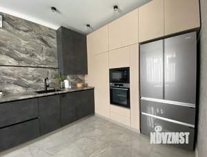 4-к квартира, вторичка, 215м2, 1/3 этаж