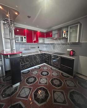 3-к квартира, вторичка, 105м2, 6/13 этаж