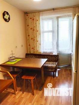 2-к квартира, вторичка, 63м2, 8/12 этаж
