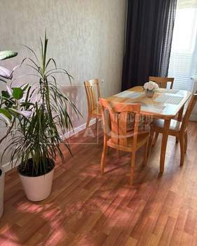 3-к квартира, вторичка, 99м2, 7/17 этаж