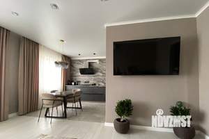 4-к квартира, вторичка, 215м2, 1/3 этаж