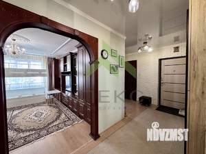 2-к квартира, вторичка, 64м2, 1/17 этаж