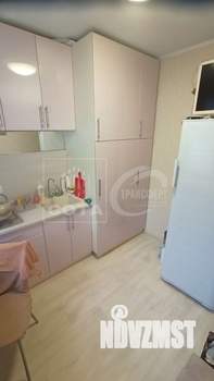 2-к квартира, вторичка, 53м2, 1/9 этаж