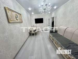2-к квартира, вторичка, 65м2, 9/16 этаж