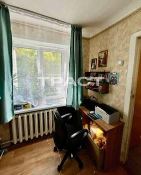 2-к квартира, вторичка, 42м2, 1/5 этаж