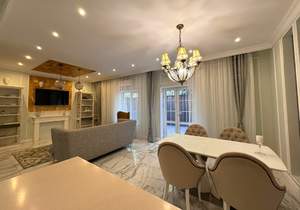4-к квартира, вторичка, 161м2, 1/2 этаж