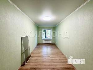 2-к квартира, вторичка, 42м2, 1/5 этаж
