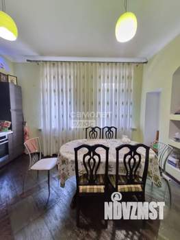 3-к квартира, вторичка, 97м2, 2/8 этаж