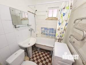 2-к квартира, вторичка, 43м2, 3/5 этаж