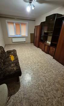 2-к квартира, вторичка, 59м2, 1/9 этаж