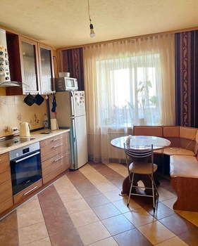 2-к квартира, вторичка, 70м2, 8/16 этаж