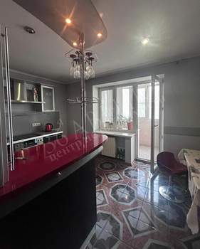 3-к квартира, вторичка, 105м2, 6/13 этаж
