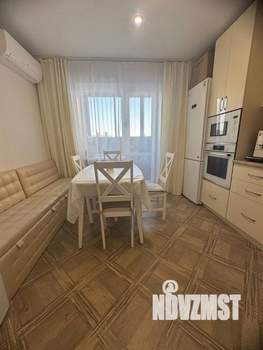 2-к квартира, вторичка, 79м2, 2/19 этаж