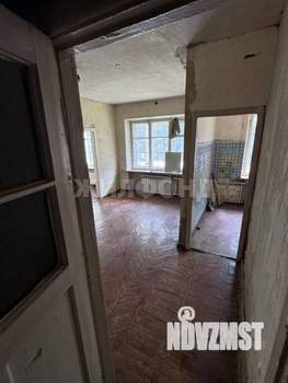 3-к квартира, вторичка, 42м2, 1/4 этаж