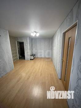 2-к квартира, вторичка, 40м2, 5/5 этаж