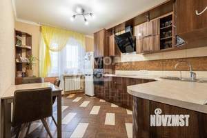 2-к квартира, вторичка, 72м2, 10/10 этаж