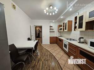 4-к квартира, вторичка, 136м2, 9/9 этаж