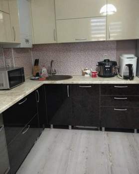 4-к квартира, вторичка, 109м2, 2/5 этаж