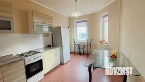 1-к квартира, вторичка, 42м2, 7/10 этаж