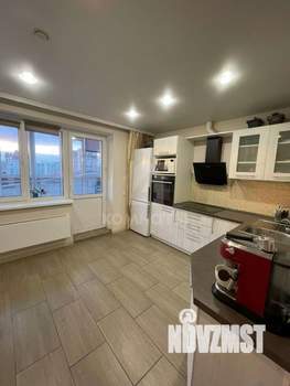 2-к квартира, вторичка, 61м2, 8/17 этаж