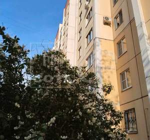 2-к квартира, вторичка, 50м2, 1/10 этаж