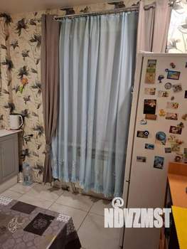 3-к квартира, вторичка, 56м2, 1/9 этаж