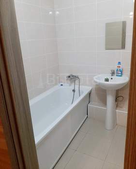 1-к квартира, вторичка, 43м2, 1/17 этаж