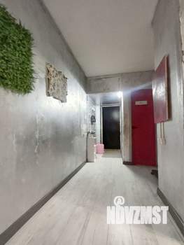 3-к квартира, вторичка, 56м2, 1/9 этаж