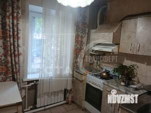 2-к квартира, вторичка, 42м2, 1/5 этаж