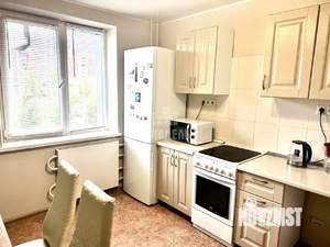 2-к квартира, вторичка, 60м2, 3/12 этаж