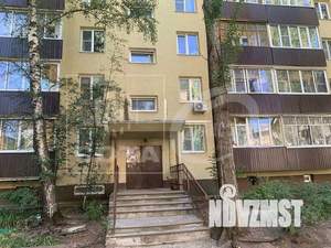 2-к квартира, вторичка, 44м2, 1/5 этаж