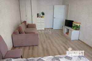 2-к квартира, вторичка, 65м2, 10/18 этаж