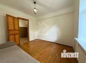 4-к квартира, вторичка, 101м2, 3/5 этаж