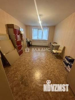 2-к квартира, вторичка, 60м2, 1/10 этаж
