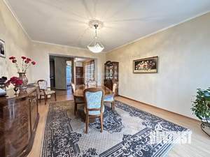 4-к квартира, вторичка, 118м2, 3/9 этаж