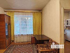 2-к квартира, вторичка, 42м2, 1/5 этаж