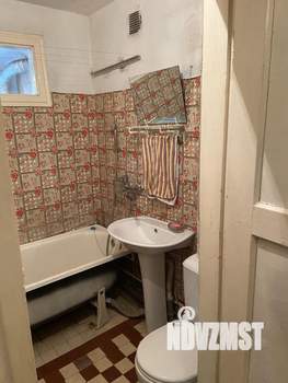 2-к квартира, вторичка, 42м2, 3/4 этаж