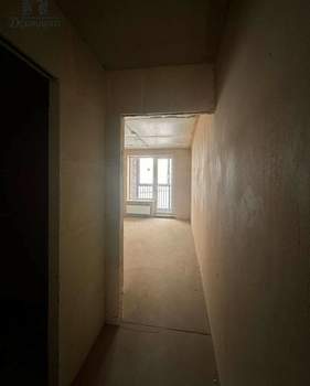 1-к квартира, вторичка, 42м2, 14/18 этаж