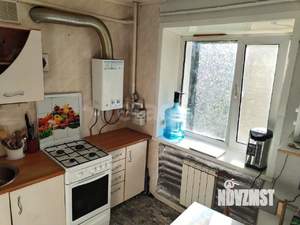 2-к квартира, вторичка, 42м2, 1/4 этаж